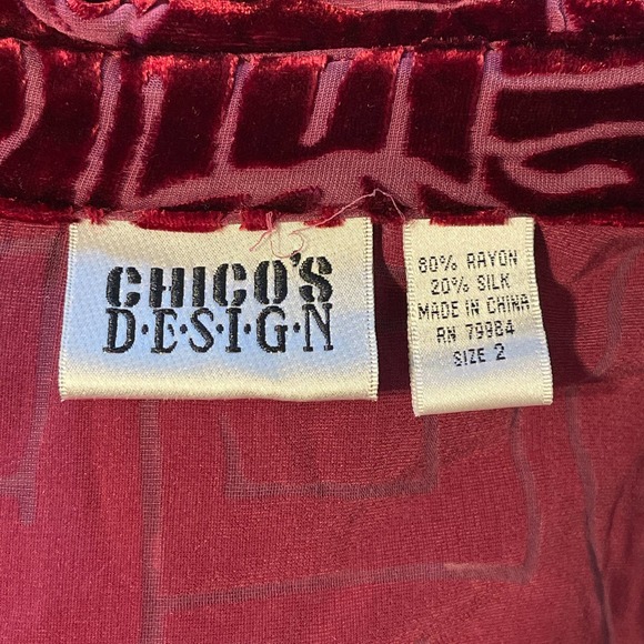 Vintage Chico's Design Red Velvet Button Up Top with Etched Design‎ - Picture 5 of 10